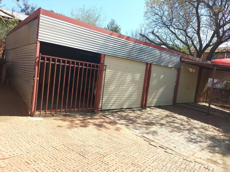 4 Bedroom Property for Sale in Uitsig Free State